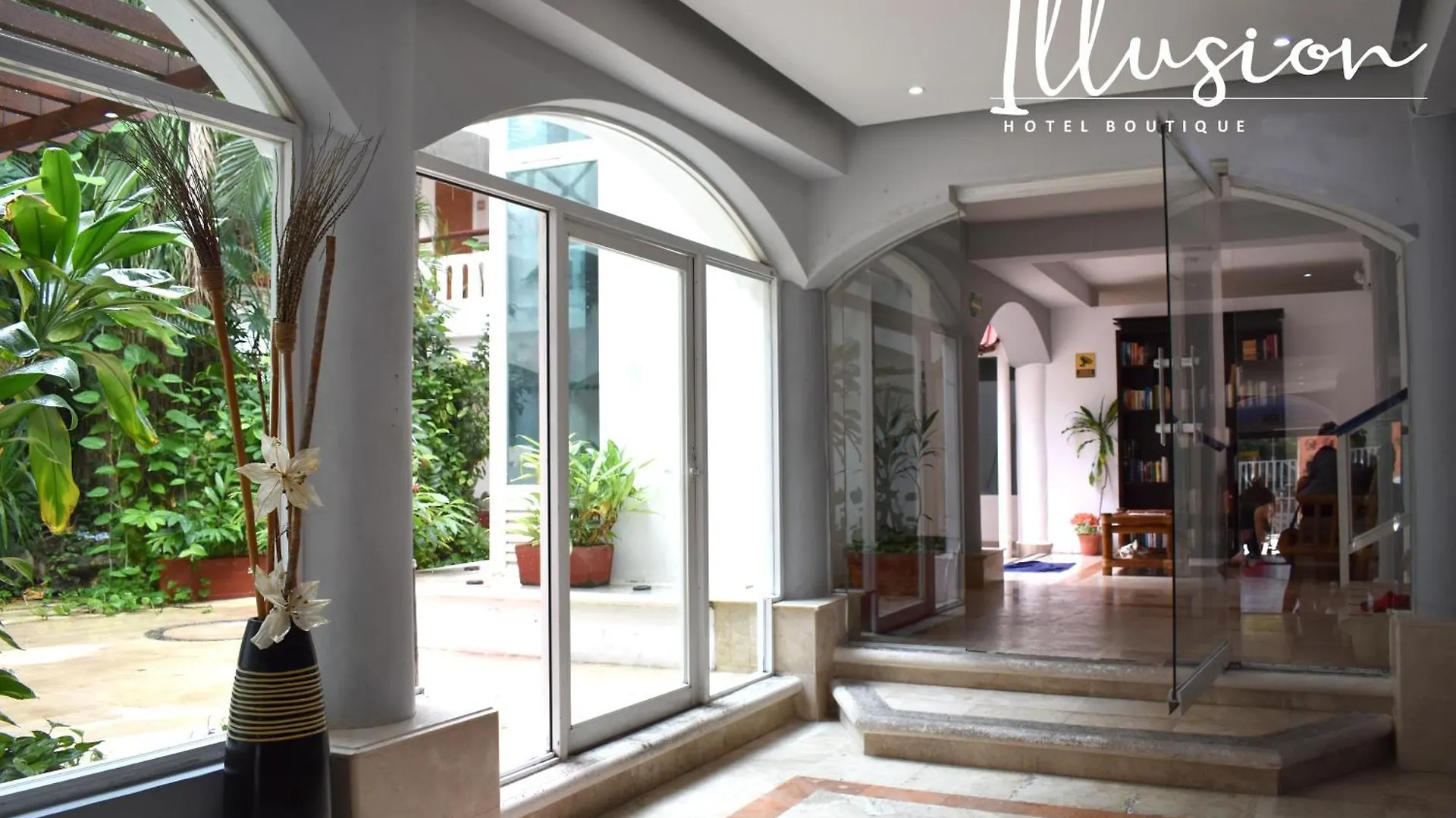 Illusion Boutique 