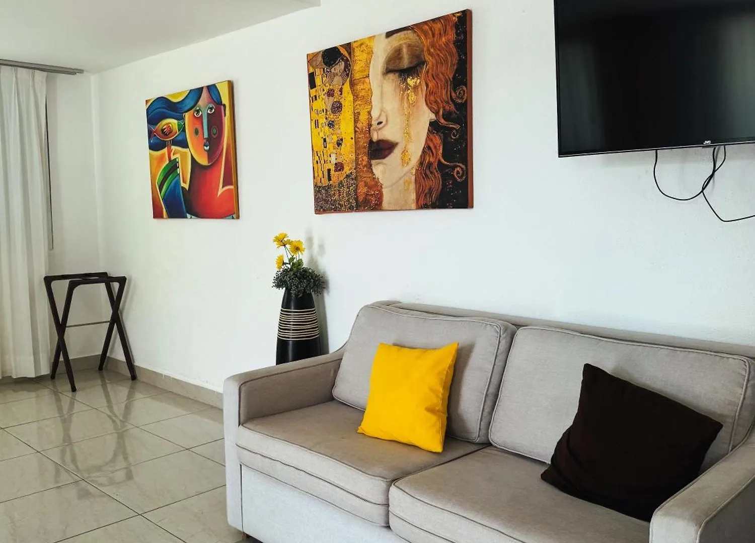 Hotel Illusion Boutique 