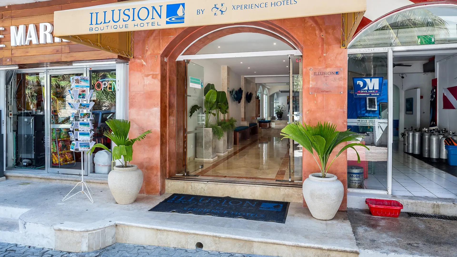 Illusion Boutique 